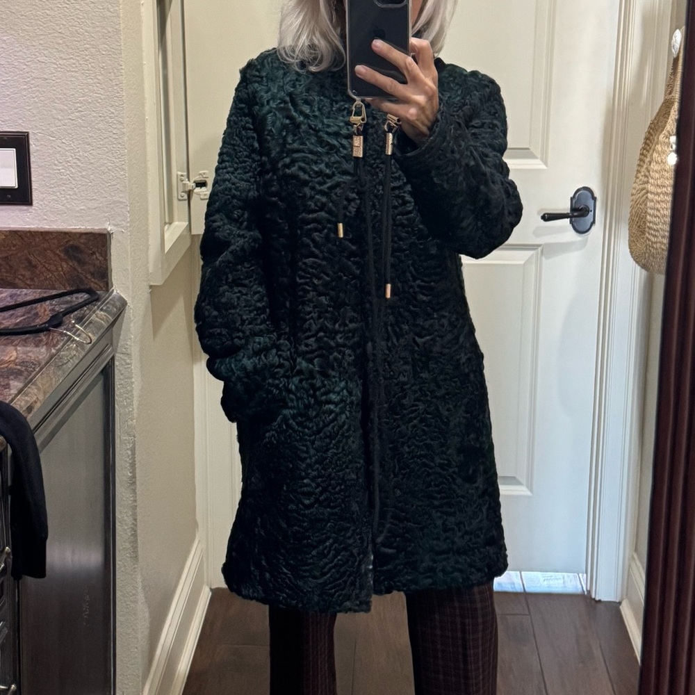 Reversible Forest Green Dyed Lamb 3/4 length Coat, sz Small / size 40